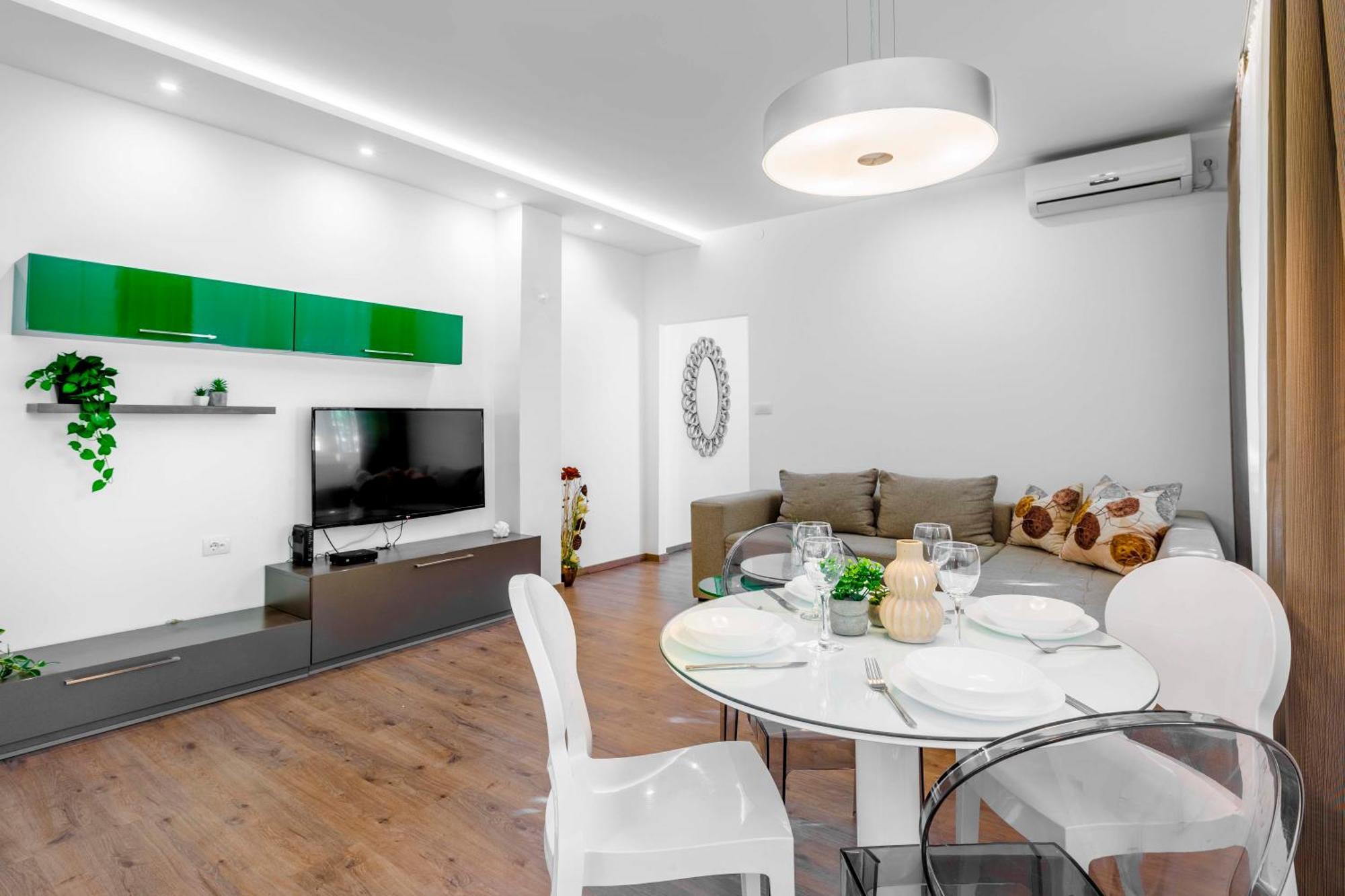 Silver Apartment Novi Sad Bagian luar foto